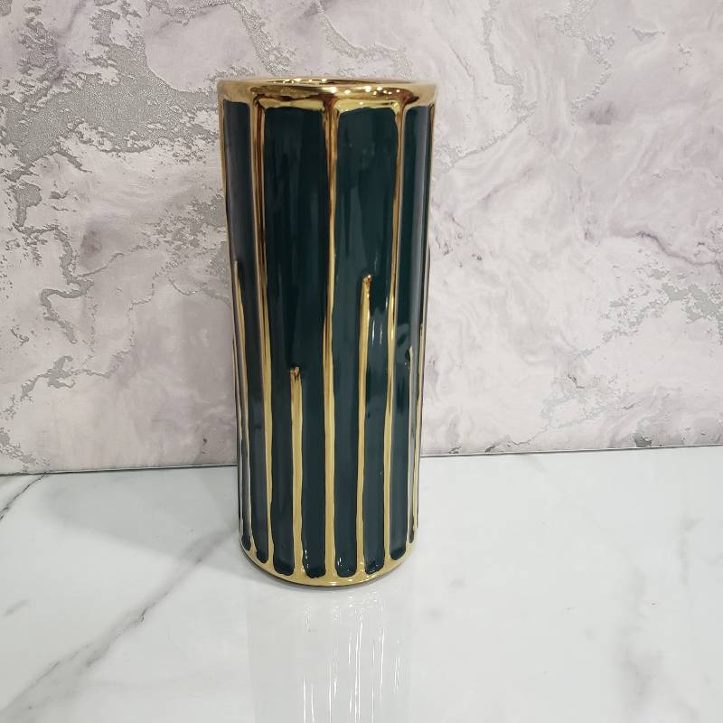 (TPM-715-C) Vase NC 25-34-C