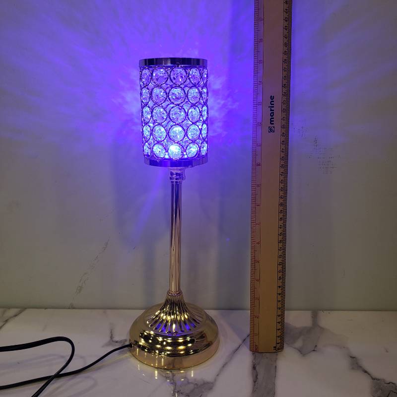 (TPM-796) Golden lamp