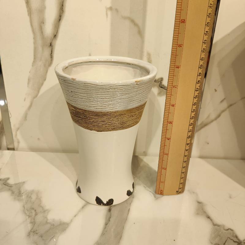 (TPM-922) Vase NC 31-16