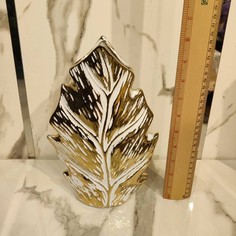 (TPM-932) Vase NC 31-26