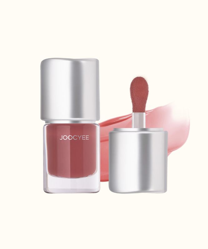 AURA Luminous Lip Gloss