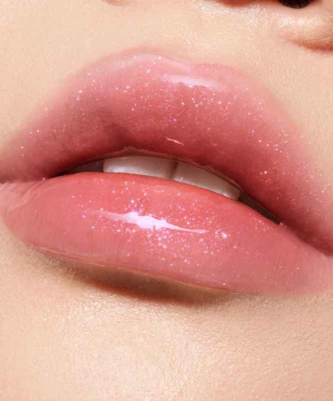 AURA Luminous Lip Gloss
