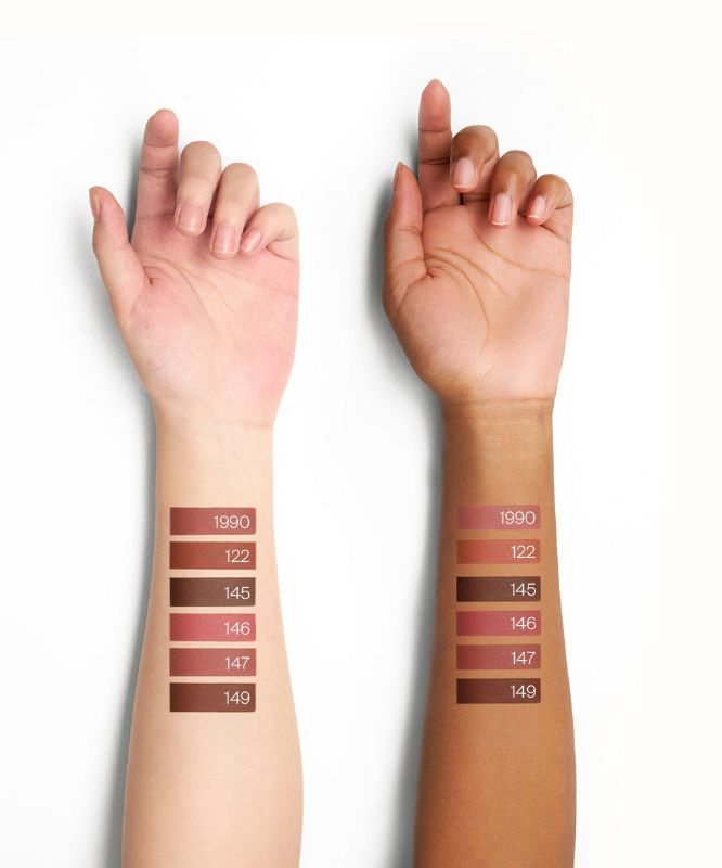 Lightweight Non-Smudging Velvet Rouge