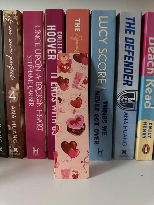 Marque page gateau rose bonbons