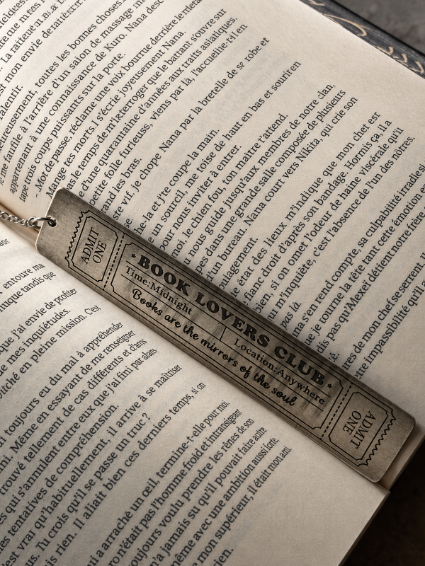 Marque page en métal : book lovers club