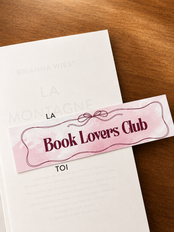 Pink bookmark : book lovers club