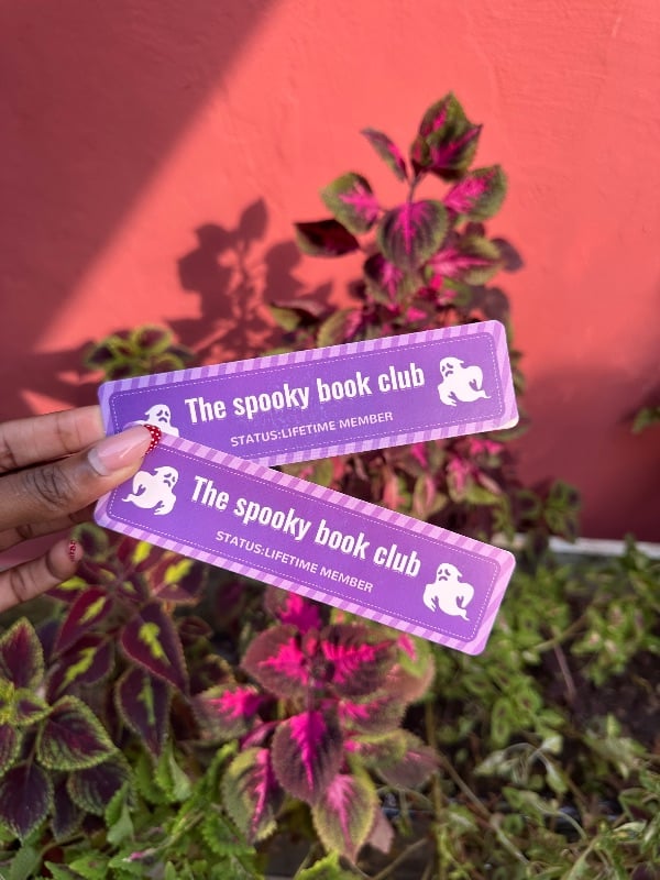 Marque page : Spooky book club