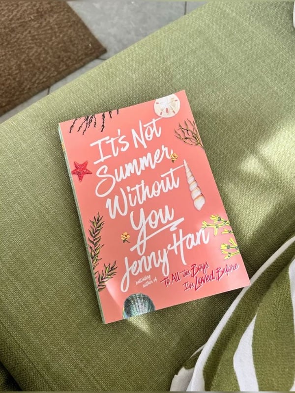 It's not summer without you - Jenny Han