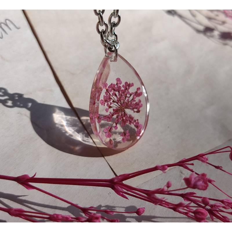 Annes Lace Flower Geometric Tear Shaped Pink