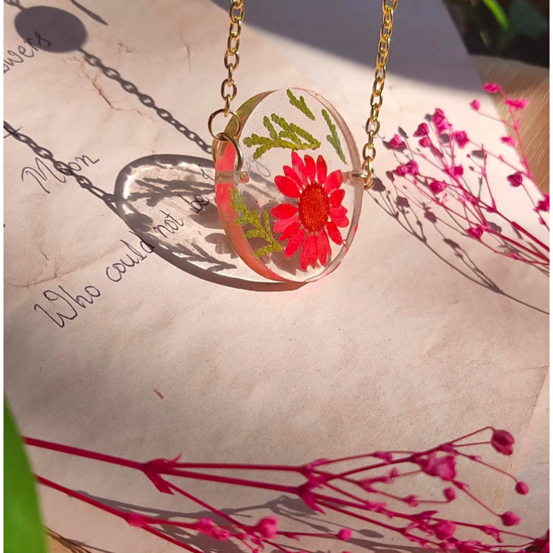 Real Daisy & Thuna Necklace