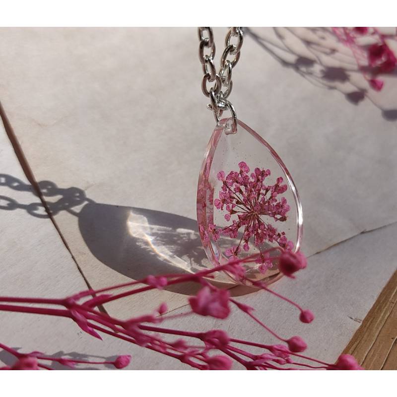 Annes Lace Flower Geometric Tear Shaped Pink