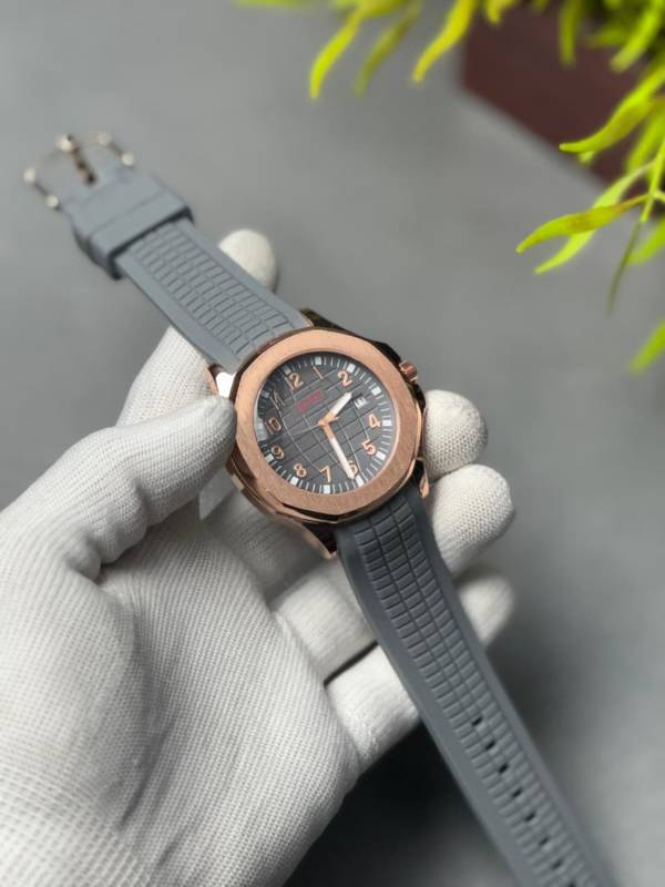 WOO TIME – Trendy, versatile, and built to impress.