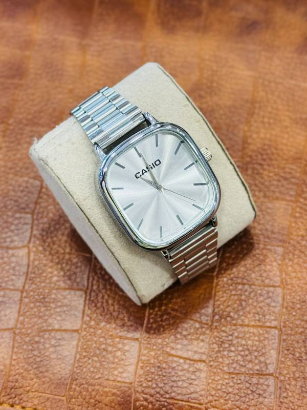 CASIO – Timeless style, unbeatable price.