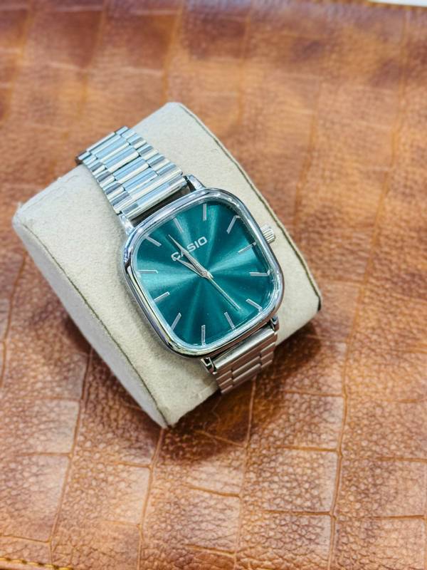 CASIO – Timeless style, unbeatable price.