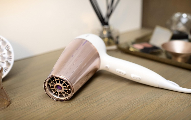 Philips MoistureProtect hair dryer (model HP8280/00)