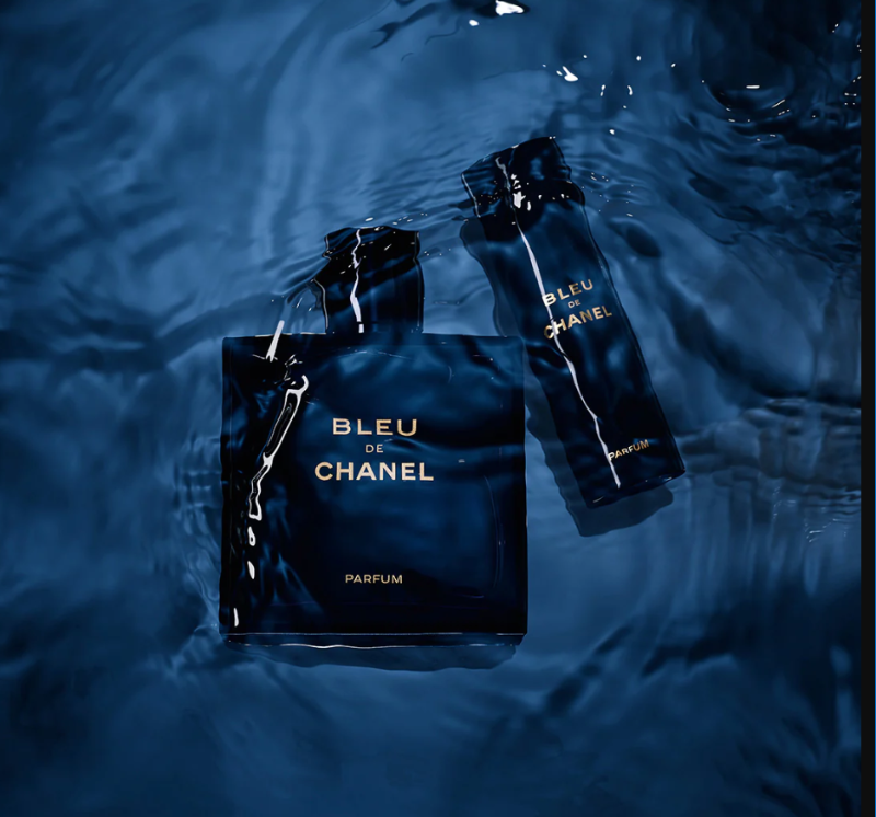 CHANEL 
BLEU DE CHANEL