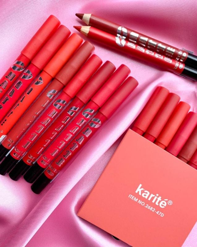 LAPIZ DELINEADOR DE LABIOS JUMBO MATTE