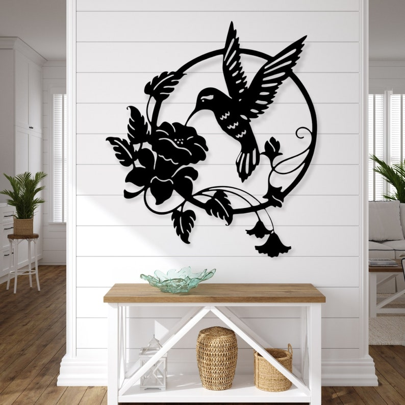 Colibri Volando Con Flores