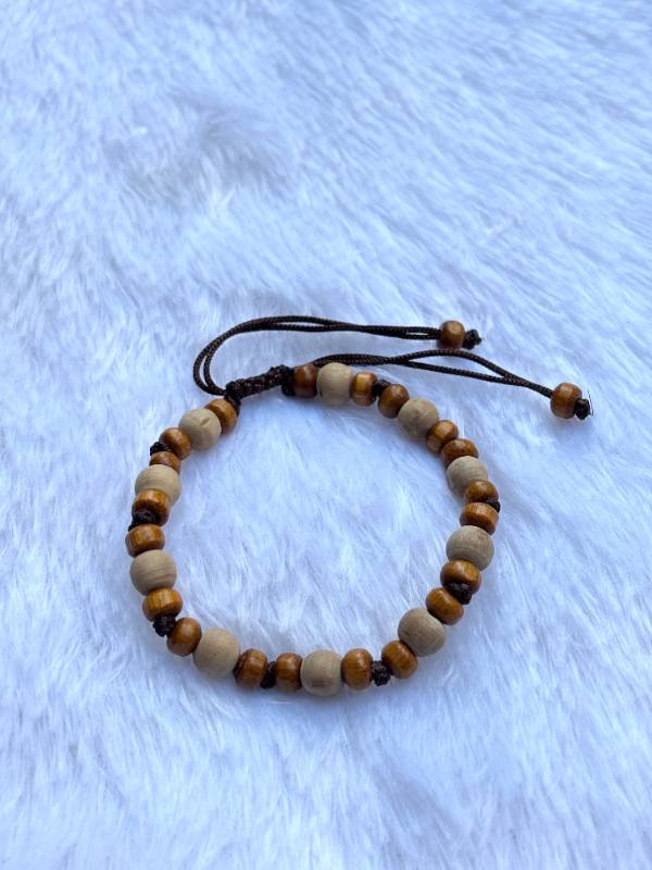 Thulasi_bracelet_with_special_design