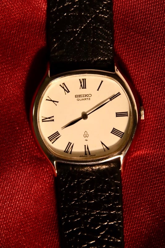 RARE Seiko Vintage Quartz Chariot - Classic Roman Dress Watch (Ref. 4130-5120)