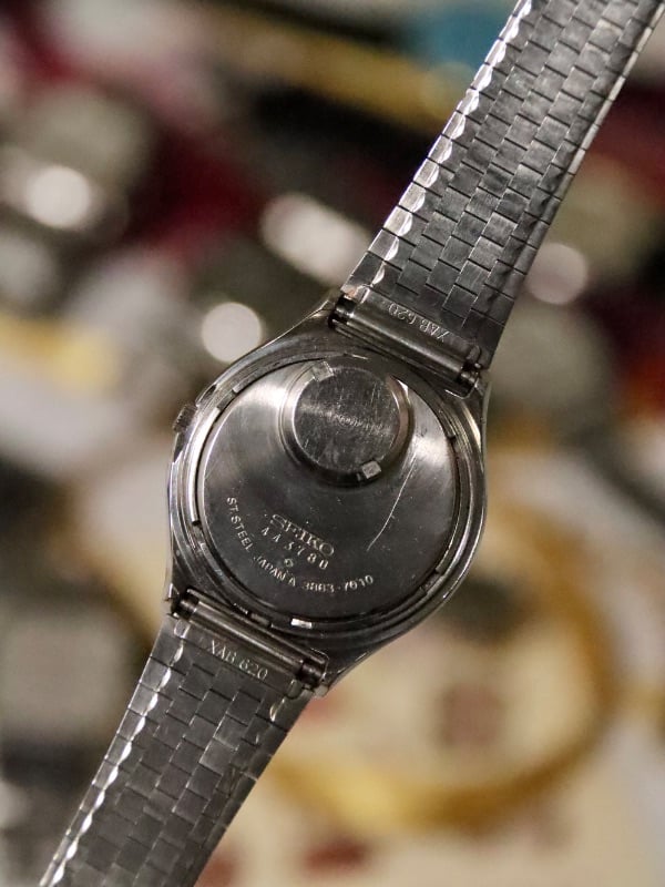 Seiko Quartz Dark Green Sunburst Vintage Watch