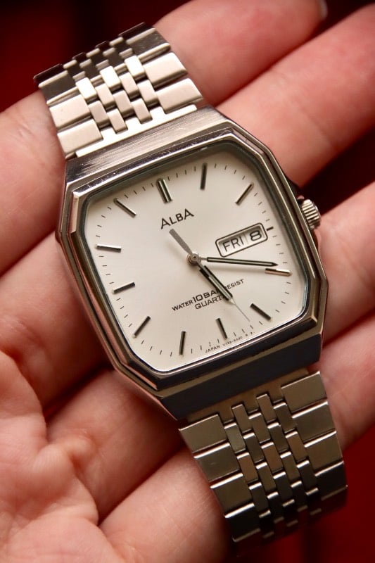 Alba TV shaped Rectangular Day/Date Vintage Watch