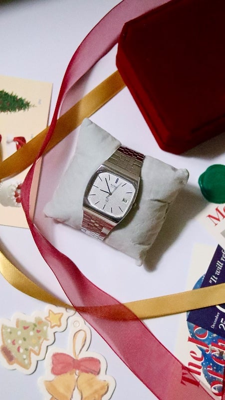 Seiko Geometric Waffle Quartz Vintage Watch