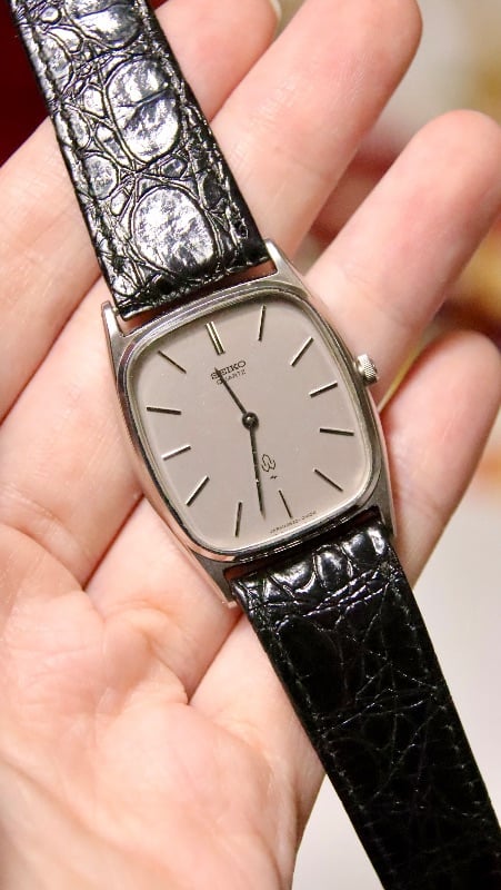 Seiko Quartz Tonneau-Shaped Silver-Tone Vintage Watch