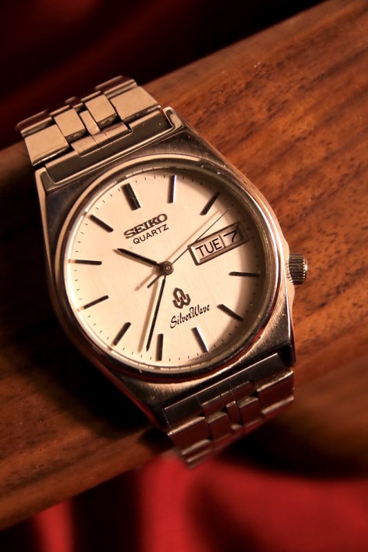 Seiko Silverwave In White Quartz Vintage Watch