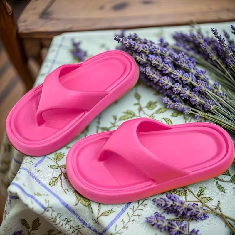 Women's Flip-Flops Lightweight Quick-Dry with Soft Cushioned Soles, Pink