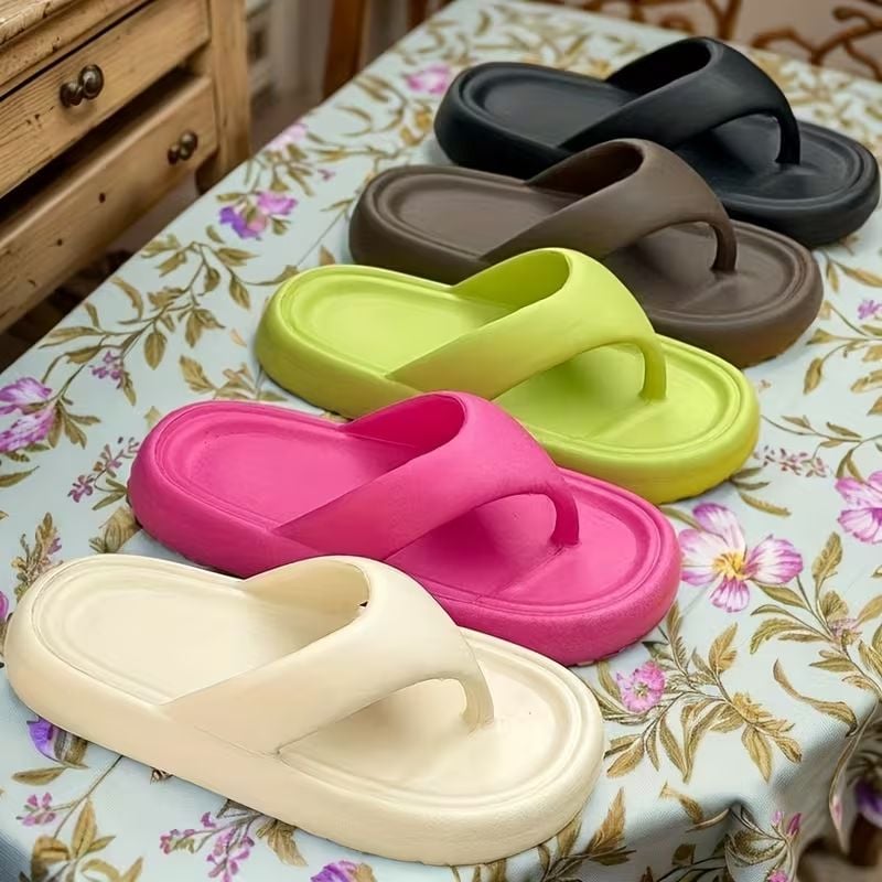 Women's Flip-Flops Lightweight Quick-Dry with Soft Cushioned Soles, White