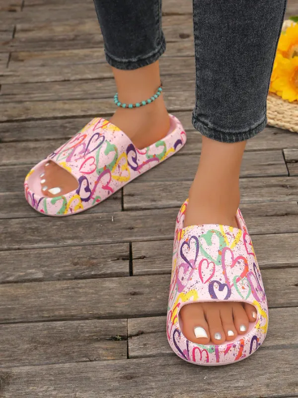 Women's Thick Sole Non-Slip Comfortably Soft and Cushy Outdoor Casual Slippers, Colourful Heart Graffiti Pattern