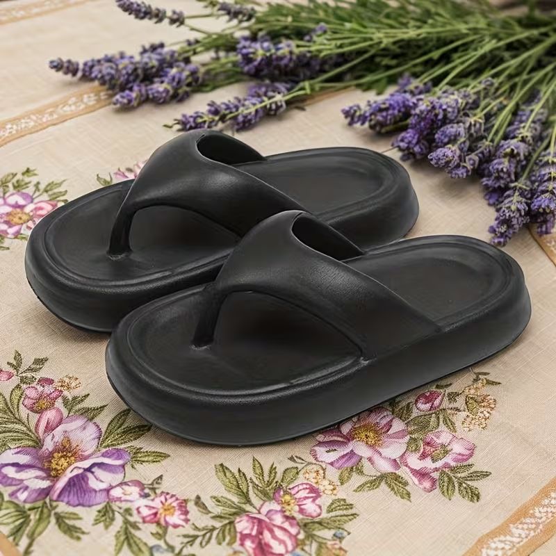 Women's Flip-Flops Lightweight Quick-Dry with Soft Cushioned Soles, Black