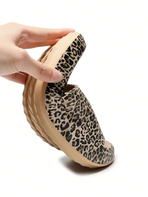 Women's Thick Sole Non-Slip Comfortably Soft and Cushy Slip-Ons, Colourful Pink Leopard Skin Pattern