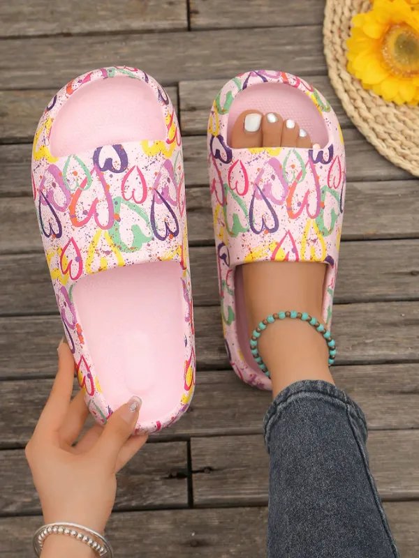 Women's Thick Sole Non-Slip Comfortably Soft and Cushy Outdoor Casual Slippers, Colourful Heart Graffiti Pattern