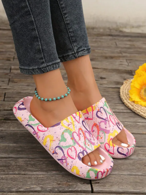 Women's Thick Sole Non-Slip Comfortably Soft and Cushy Outdoor Casual Slippers, Colourful Heart Graffiti Pattern