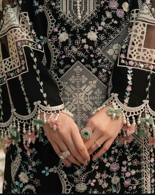 Women 3Pcs unstitched Stylish Suit