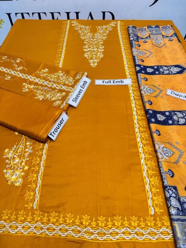 Women 3Pcs Unstiched Suit