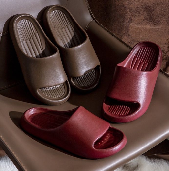 Summer indoor slippers