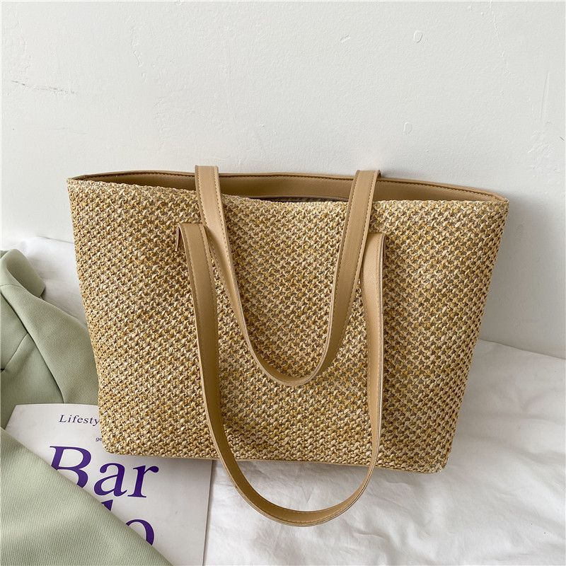 Women's large capacity tote bag