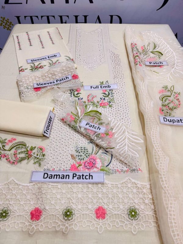 3 Psc Women Unstitched Embroided Suit