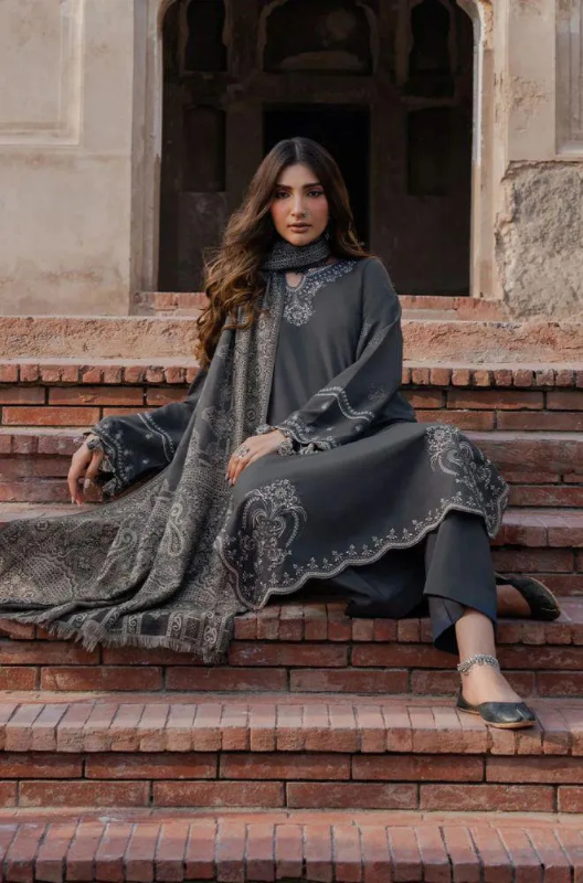 3pics women's unstitched embroidered suit