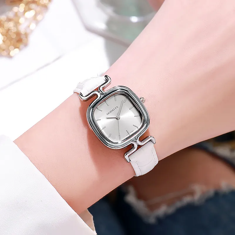 New Small Dial Temperament Steel Band Women's Watch