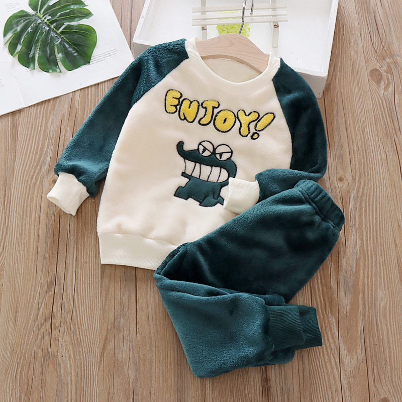 Girls Winter and Autumn Flannel pajamas Two Piece set