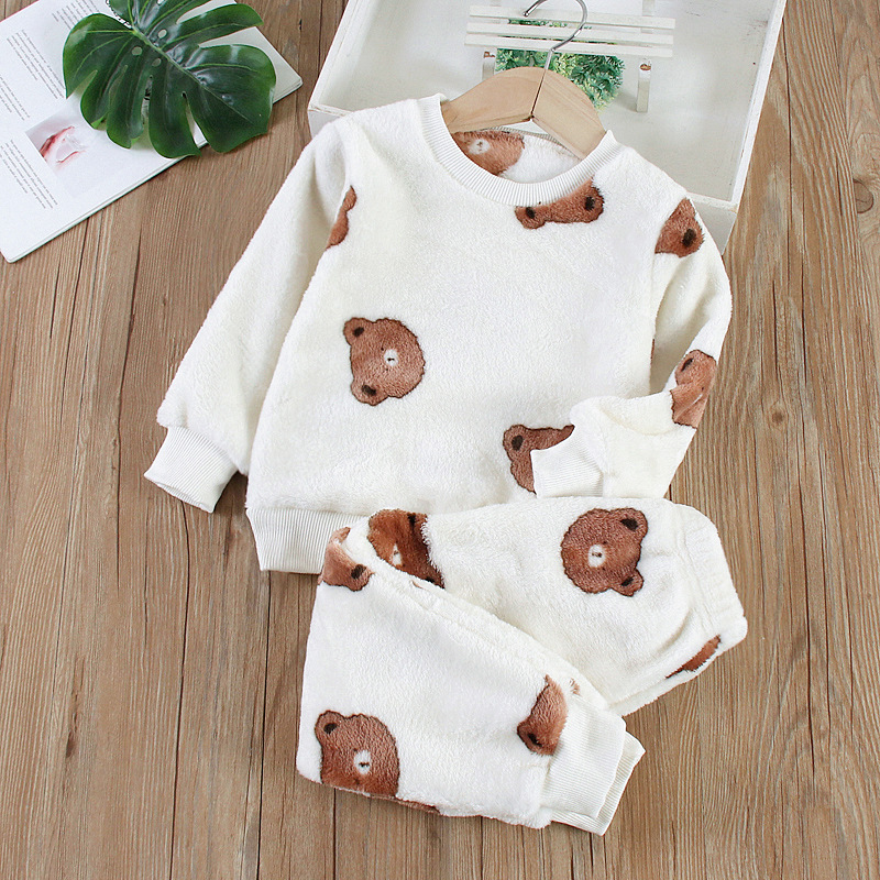 Girls Winter and Autumn Flannel pajamas Two Piece set