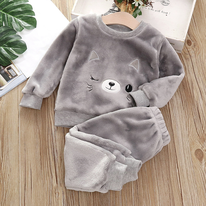 Girls Winter and Autumn Flannel pajamas Two Piece set