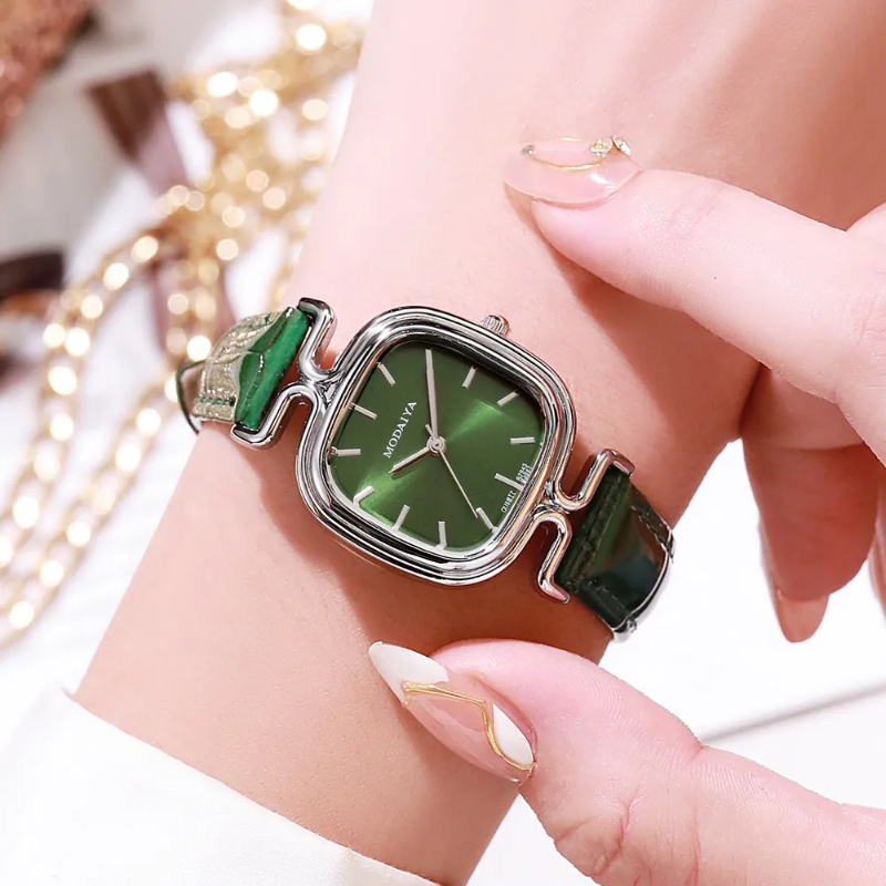 New Small Dial Temperament Steel Band Women's Watch