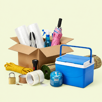 مستلزمات السفر Travel Essentials