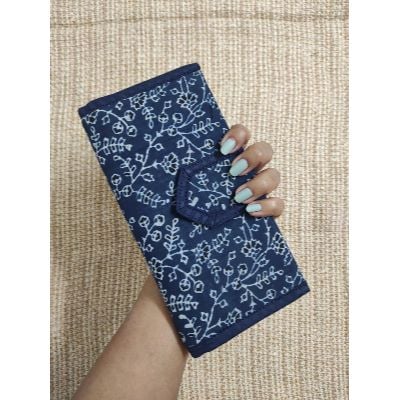 Wallet Clutches